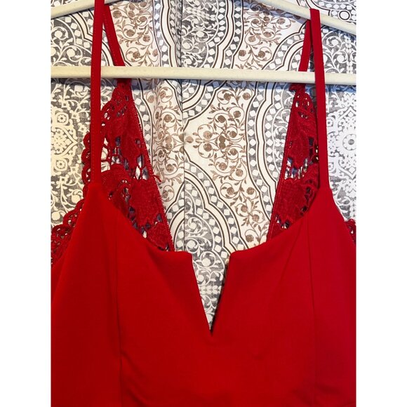 Red Lace Detail V-Neck Jumpsuit - Size M - Picture 8 of 13